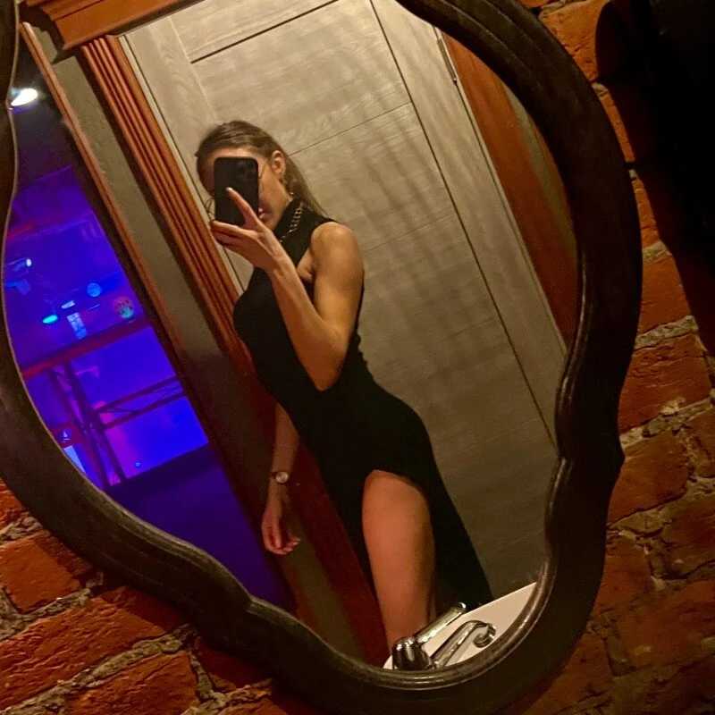 _Julia_Fox_ — FansOnlyX creator profile