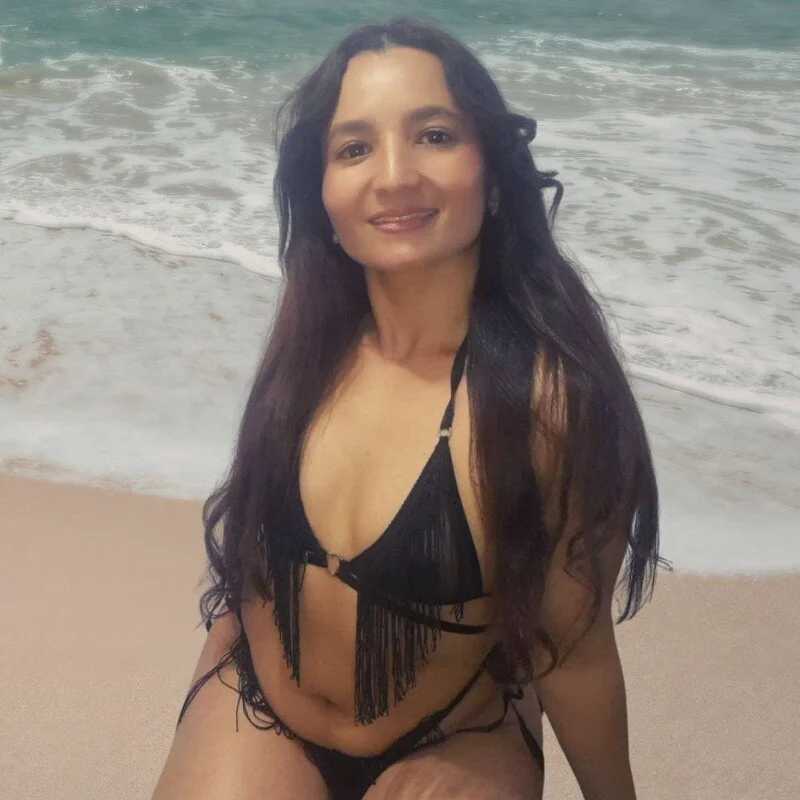 paulette37_a — FansOnlyX creator profile