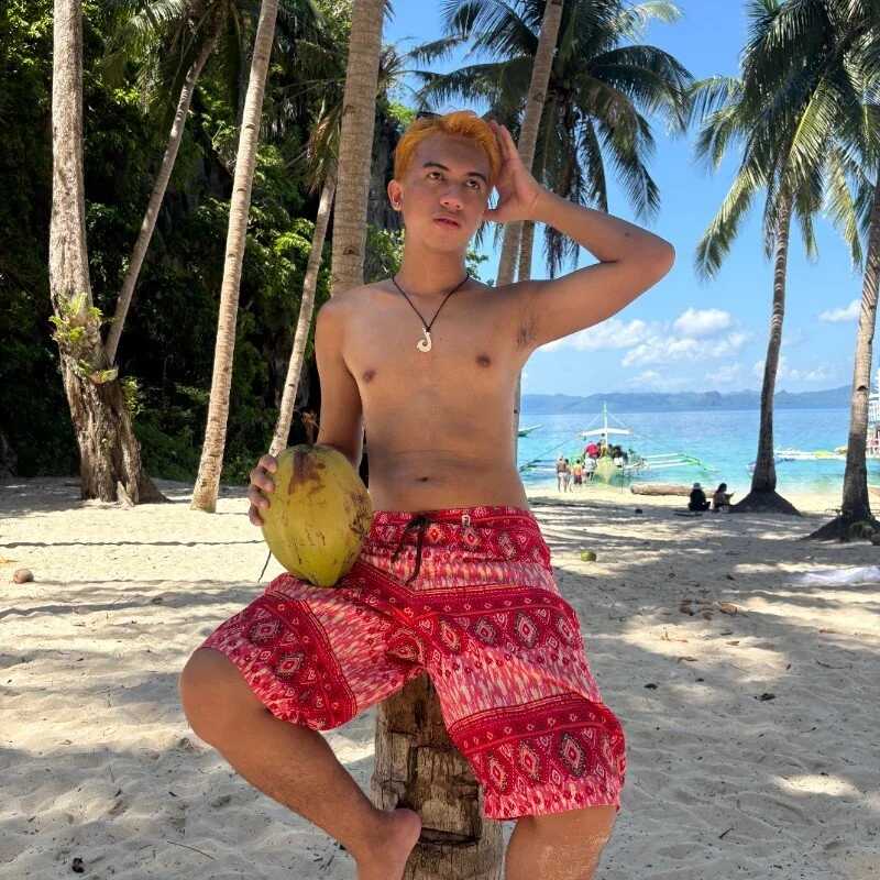 Carlh_xxx — FansOnlyX creator profile