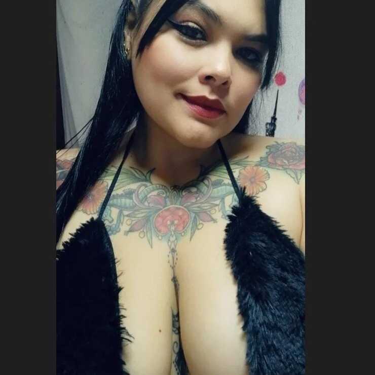 nattashafoxx — FansOnlyX creator profile