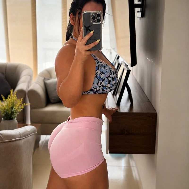 Lau_goddess_ass — FansOnlyX creator profile