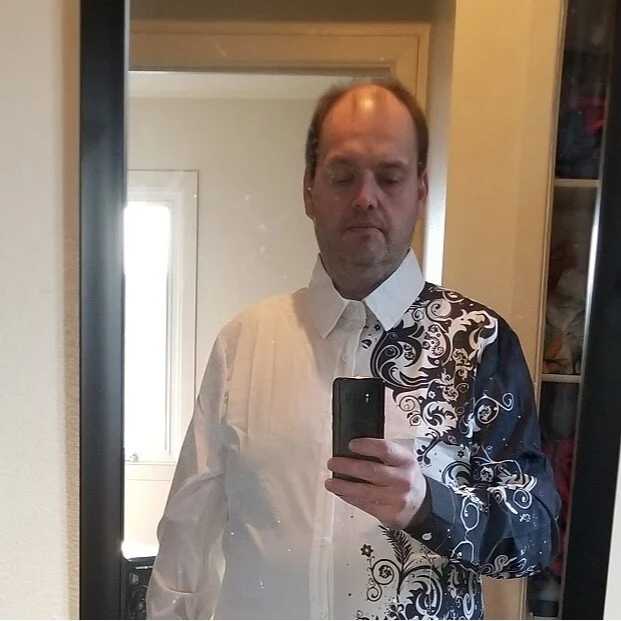 caressonnous — FansOnlyX creator profile