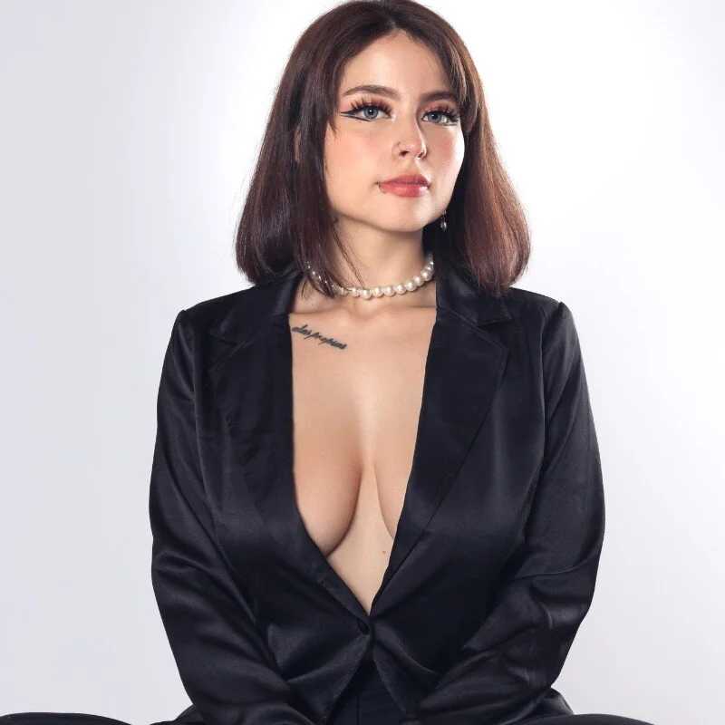 I_Am_Anniee — FansOnlyX creator profile