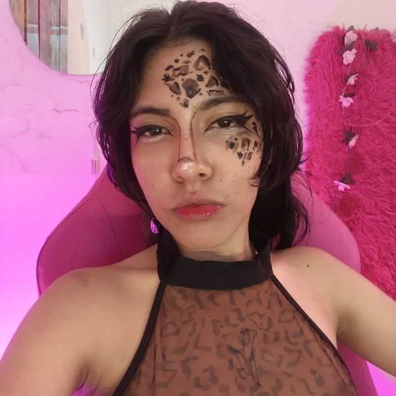 sofiaa_cardenas — FansOnlyX creator profile