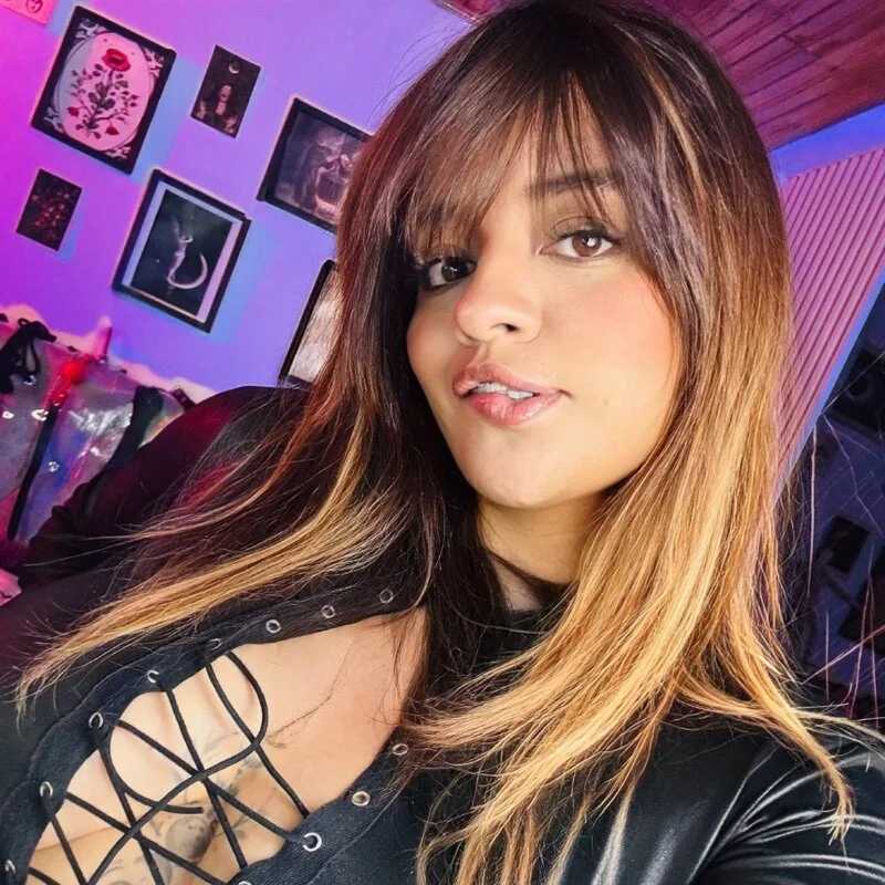 Eliza_Vesper — FansOnlyX creator profile