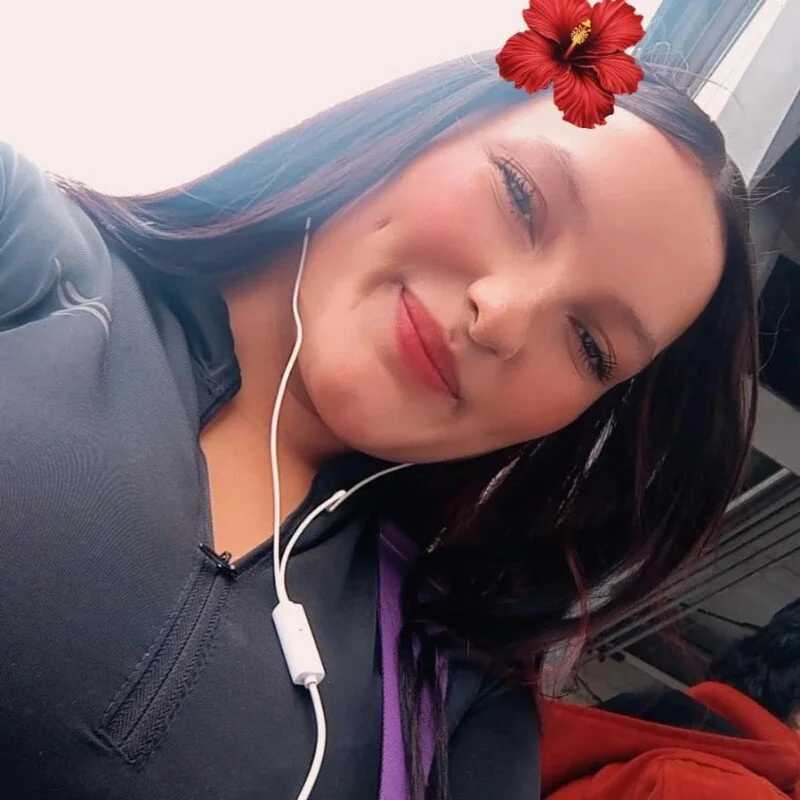 Amy__Adamss_ — FansOnlyX creator profile
