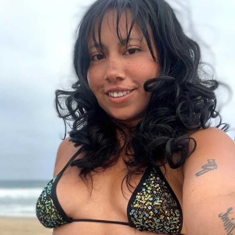 Adelittta — FansOnlyX creator profile
