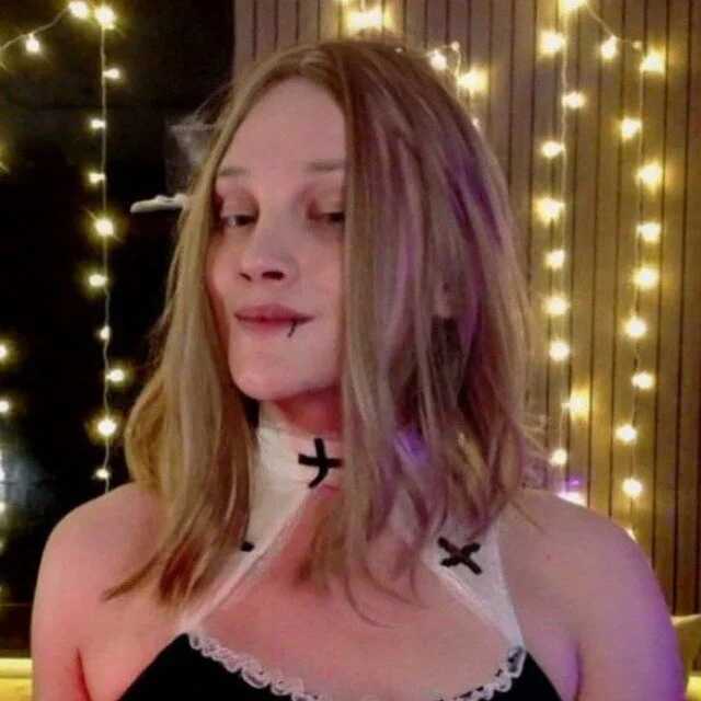 ArtQueenKellyy — FansOnlyX creator profile
