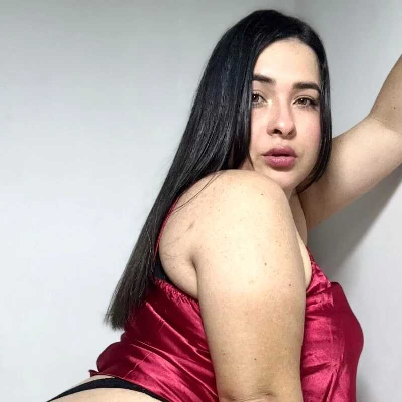 Ambar_Eoos — FansOnlyX creator profile