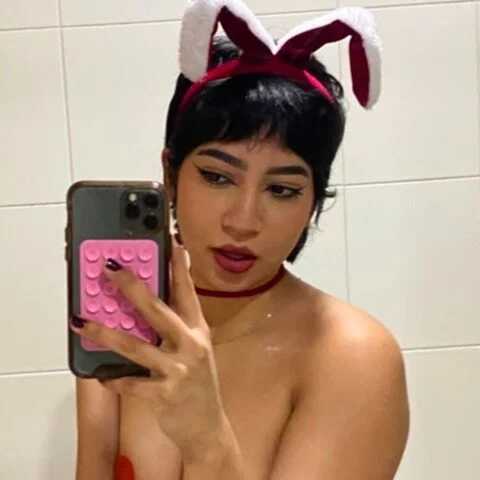 Emma_webbb — FansOnlyX creator profile