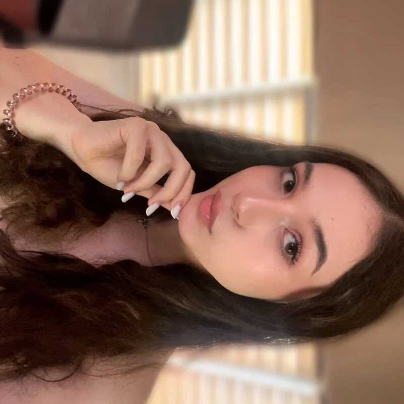 PeachyPixiee — FansOnlyX creator profile