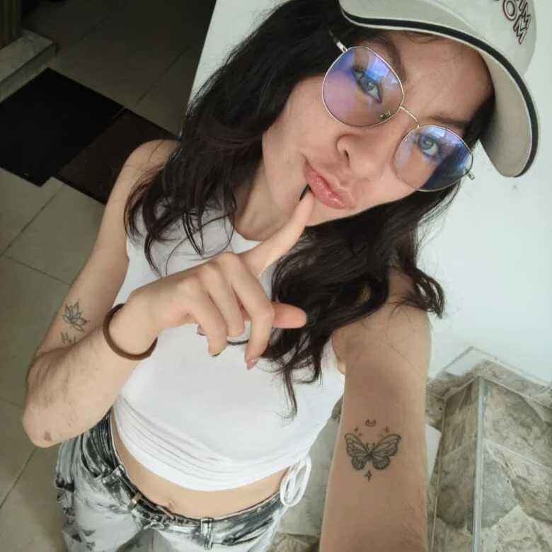 NohaBrooks_Pink — FansOnlyX creator profile