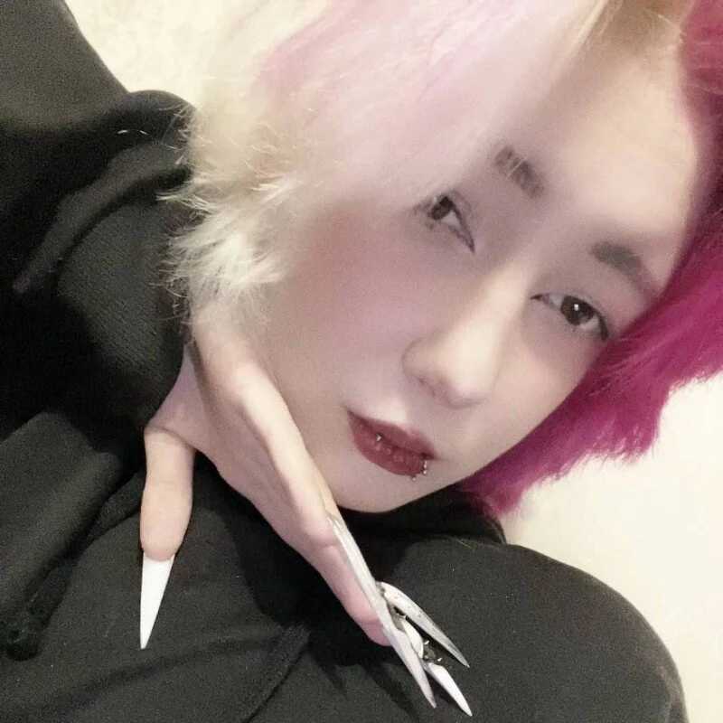 Meoworries — FansOnlyX creator profile