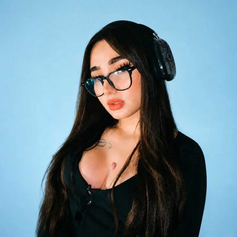 Miley_Baker — FansOnlyX creator profile