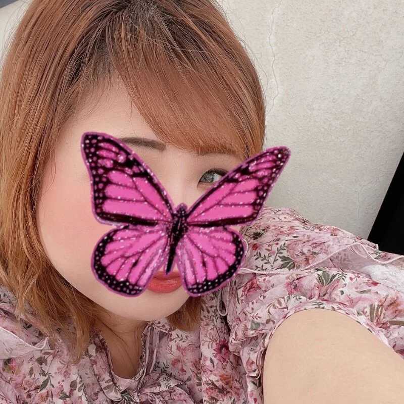SAKU-RA-chan — FansOnlyX creator profile