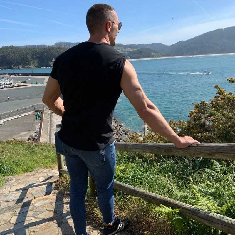ruberofre — FansOnlyX creator profile