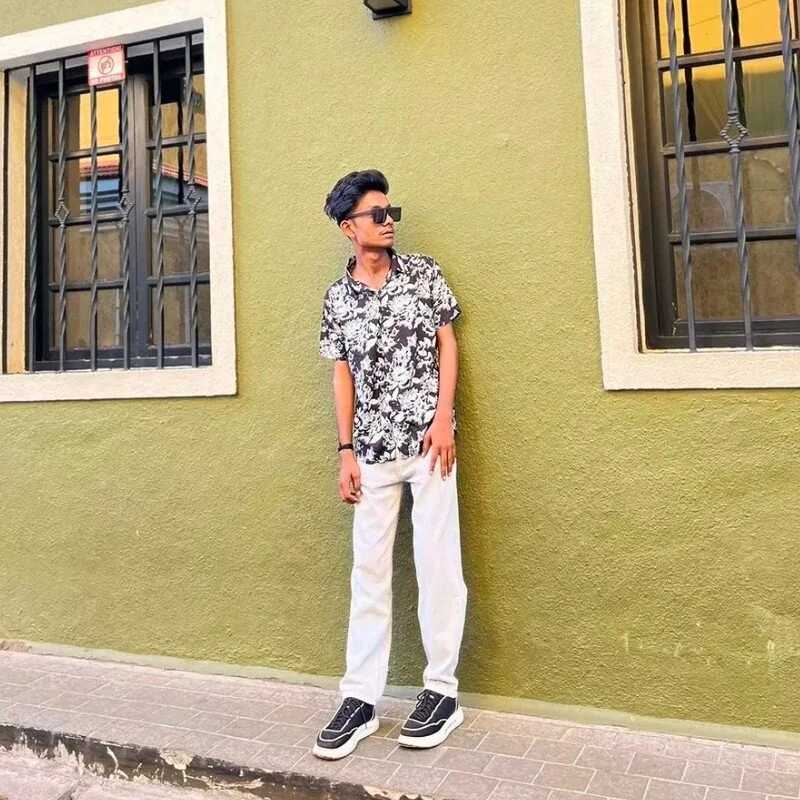 sexy_boy_kittu — FansOnlyX creator profile