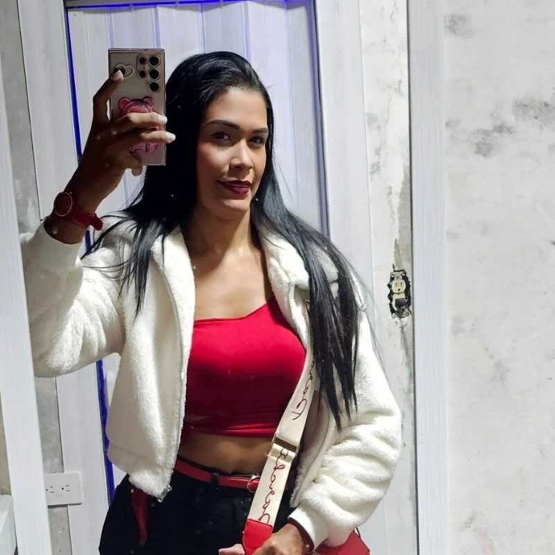 Mariana_965 — FansOnlyX creator profile