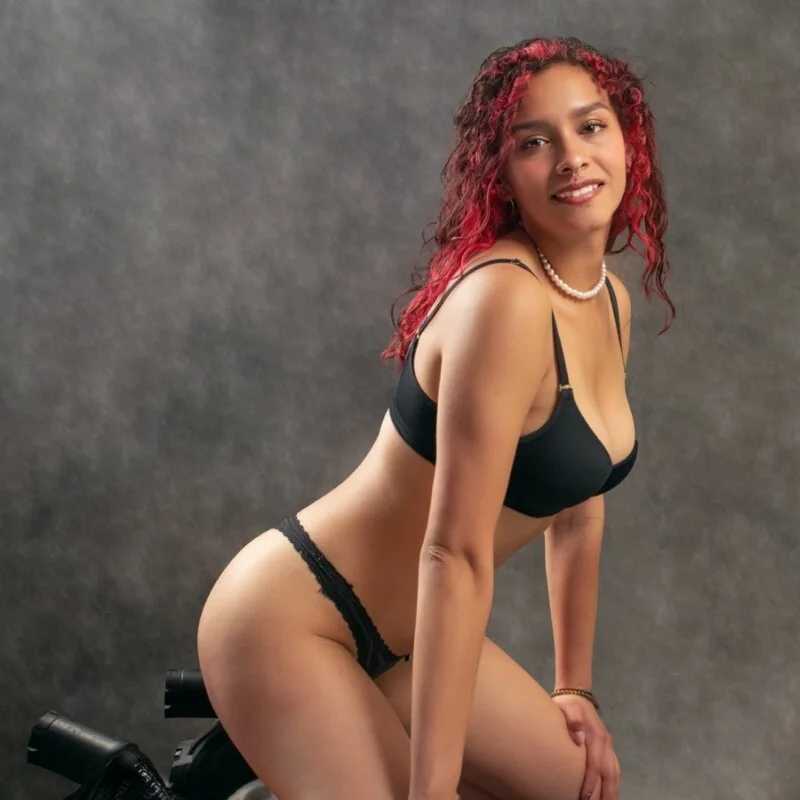 Sarabubbie — FansOnlyX creator profile
