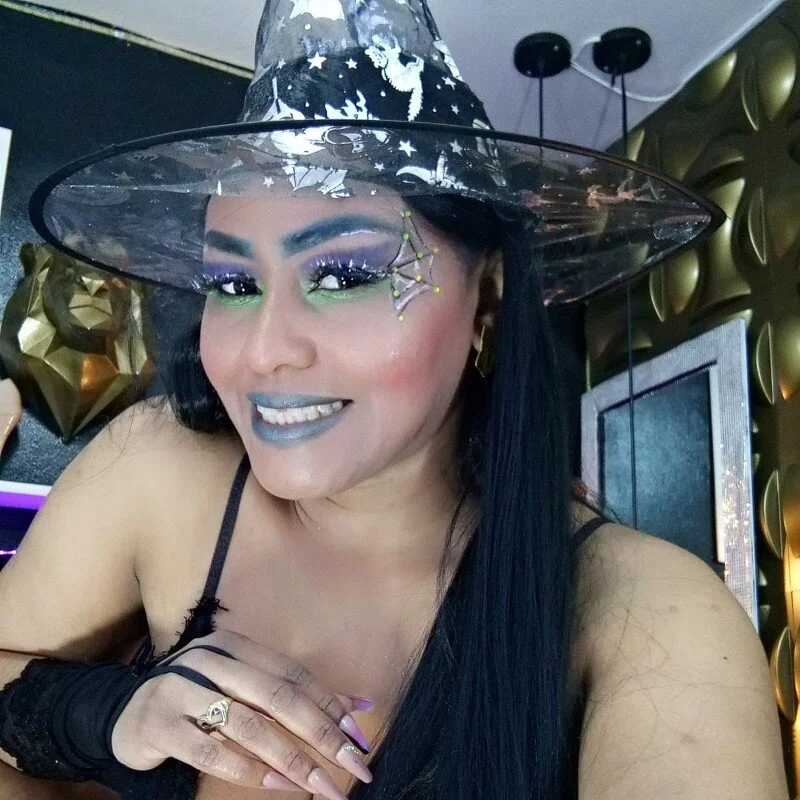 black_ambar — FansOnlyX creator profile
