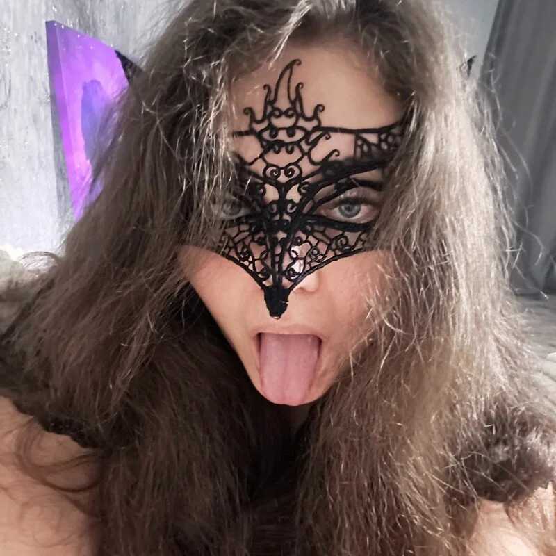 Aurora_Cage — FansOnlyX creator profile