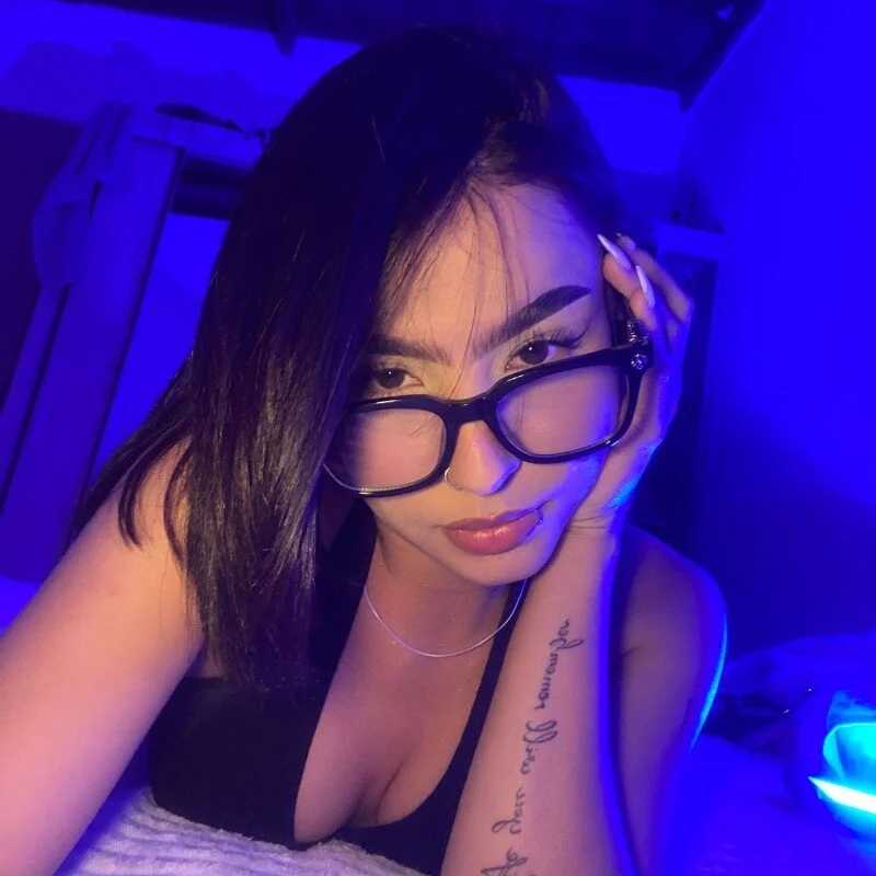 Monica_Roche — FansOnlyX creator profile