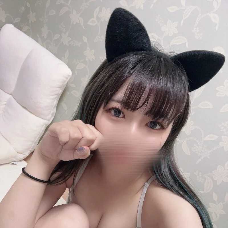 Hazuki_love__ — FansOnlyX creator profile