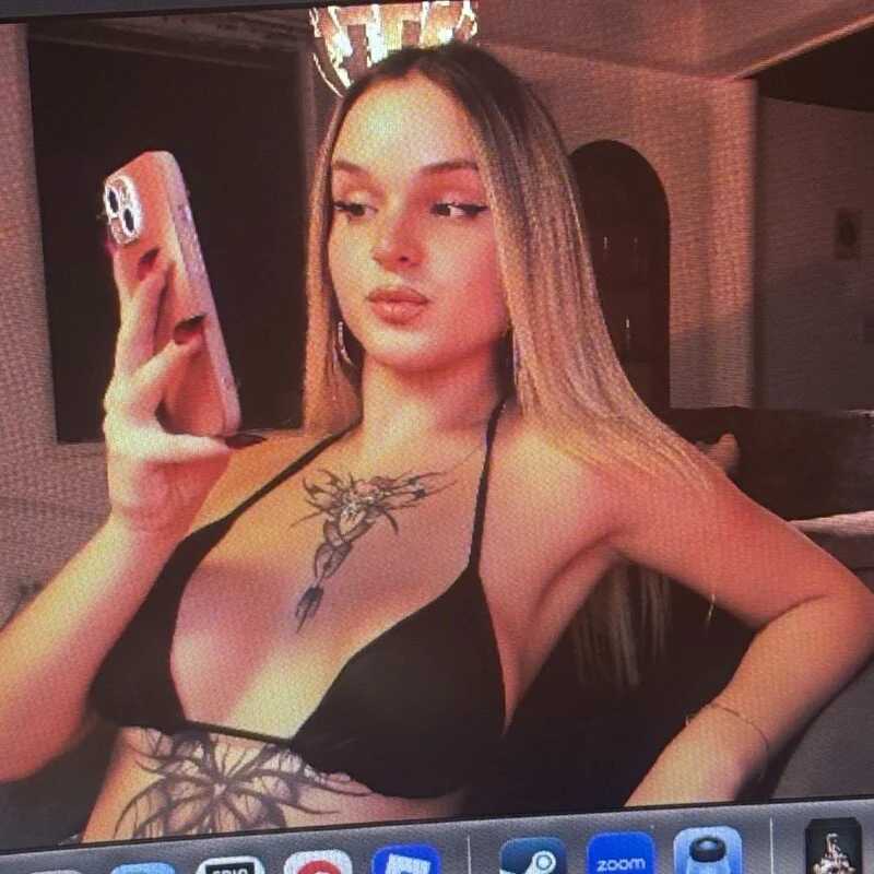 misschloe__ — FansOnlyX creator profile