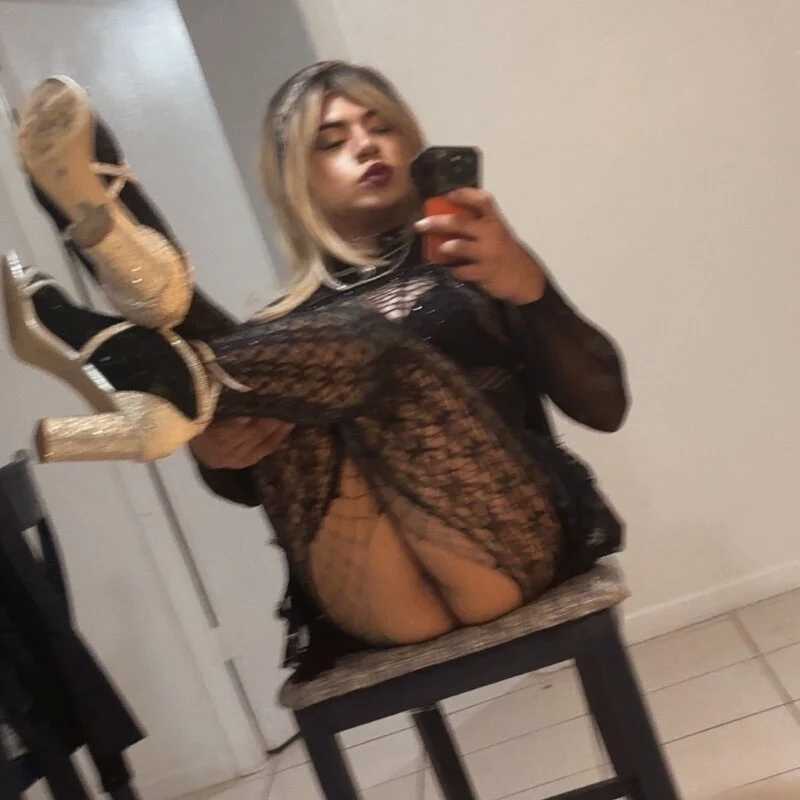 Sissy_Alejandra — FansOnlyX creator profile