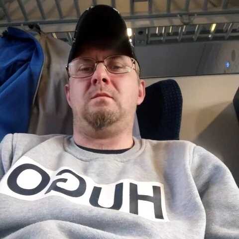 MrWhitePL — FansOnlyX creator profile