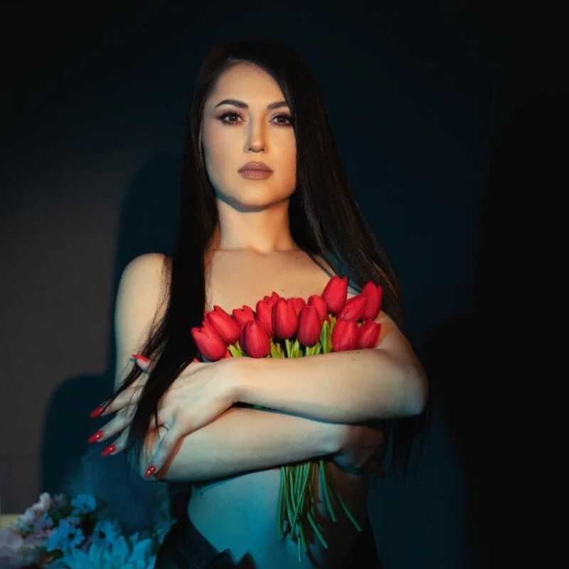 OliviaSirena — FansOnlyX creator profile