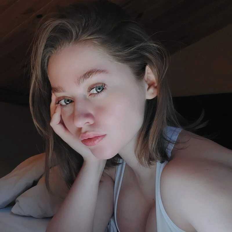 AidaPerry — FansOnlyX creator profile