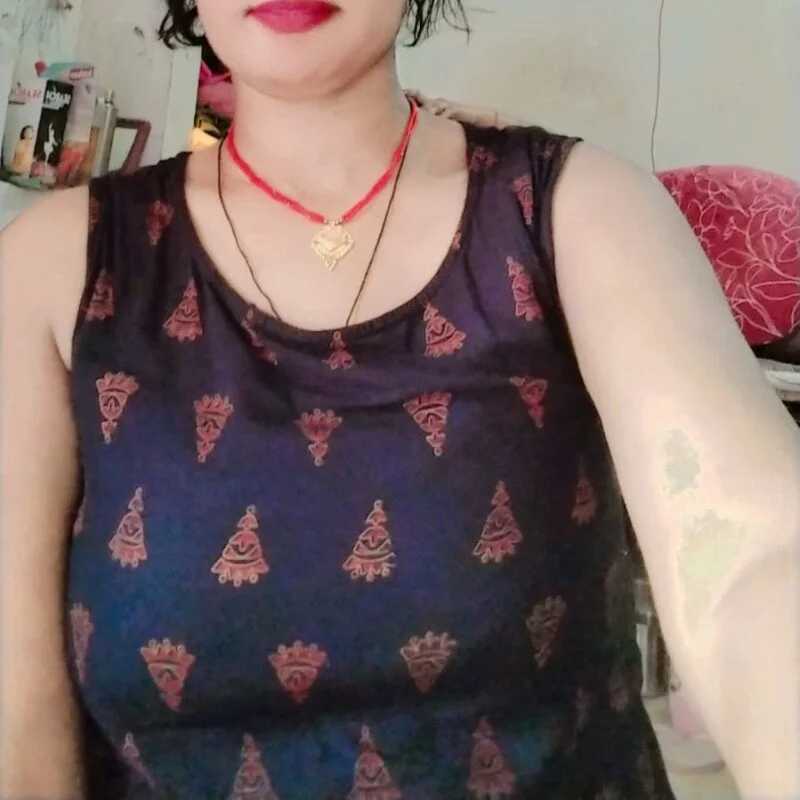 Miss_arushi — FansOnlyX creator profile