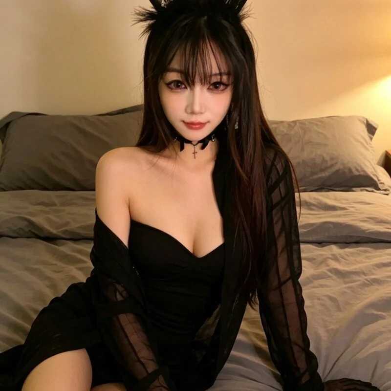 Linbaibai — FansOnlyX creator profile