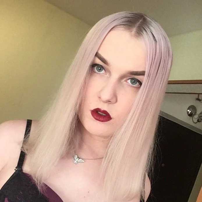 stellablondy — FansOnlyX creator profile