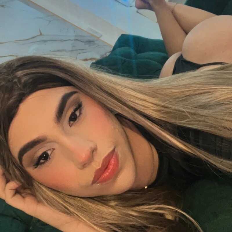 Ambar_Fox19 — FansOnlyX creator profile