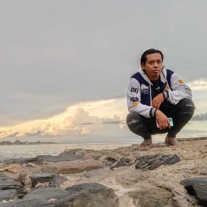 suto123 — FansOnlyX creator profile