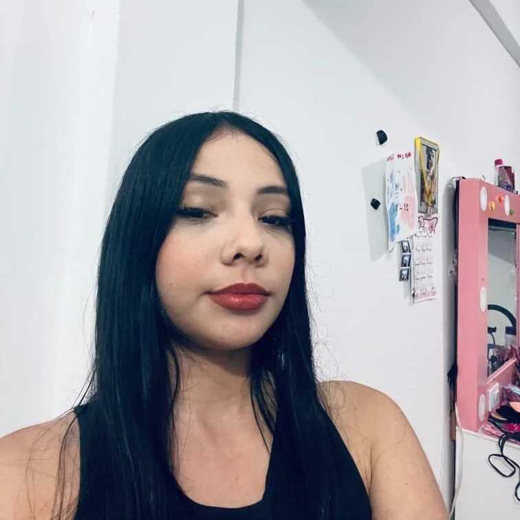 Camila_Hotss — FansOnlyX creator profile