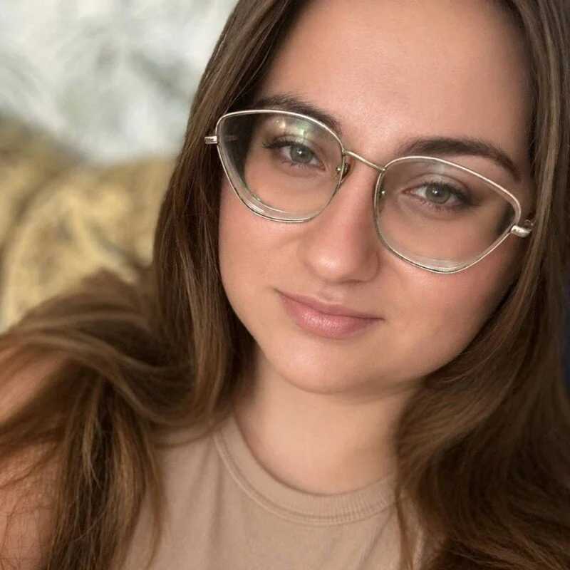 Bellacohen — FansOnlyX creator profile