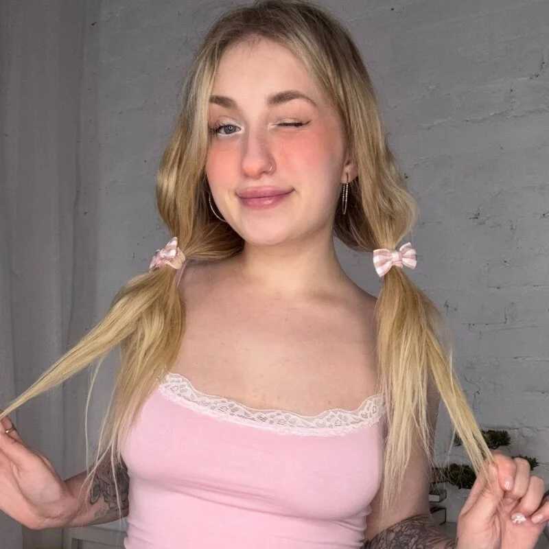 LollyPollly — FansOnlyX creator profile