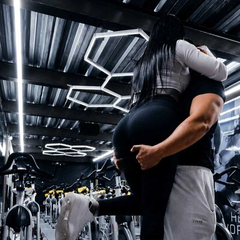 colombiancooplefit — FansOnlyX creator profile