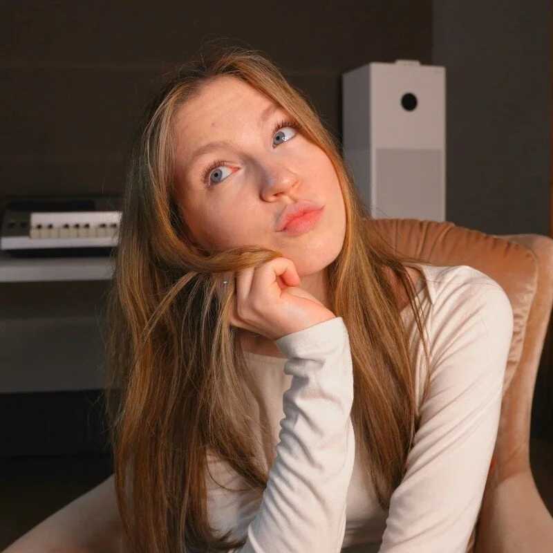 CarenAmsdell — FansOnlyX creator profile
