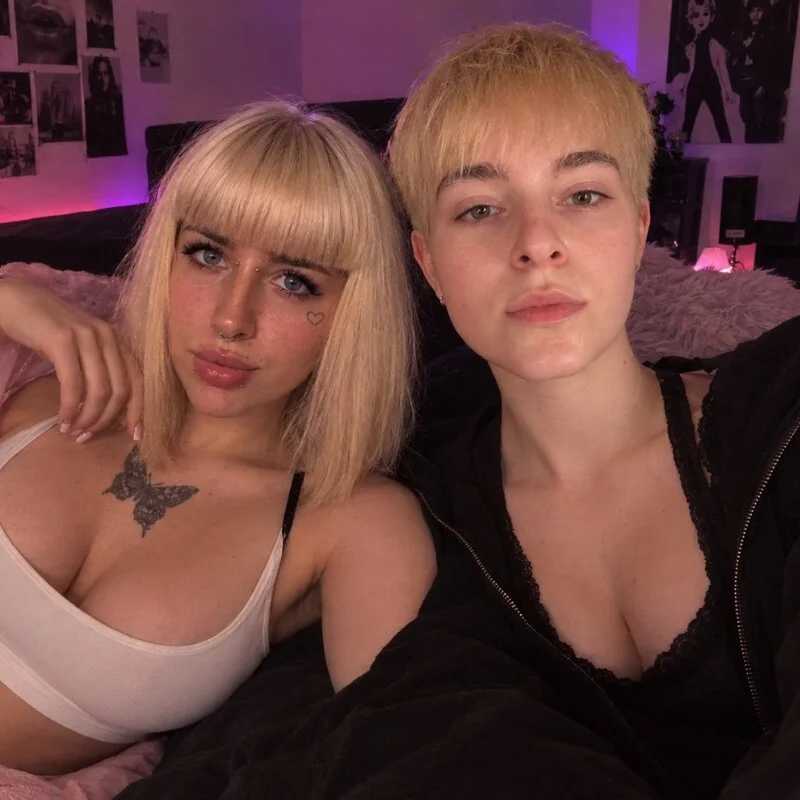 EmyHills — FansOnlyX creator profile