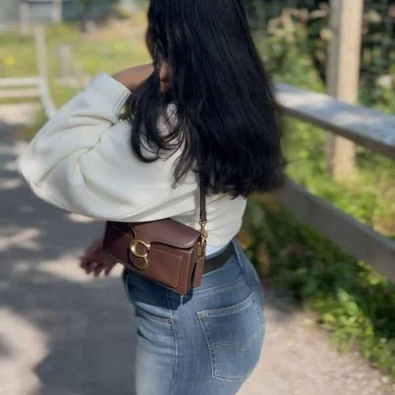 Riva_Rose — FansOnlyX creator profile