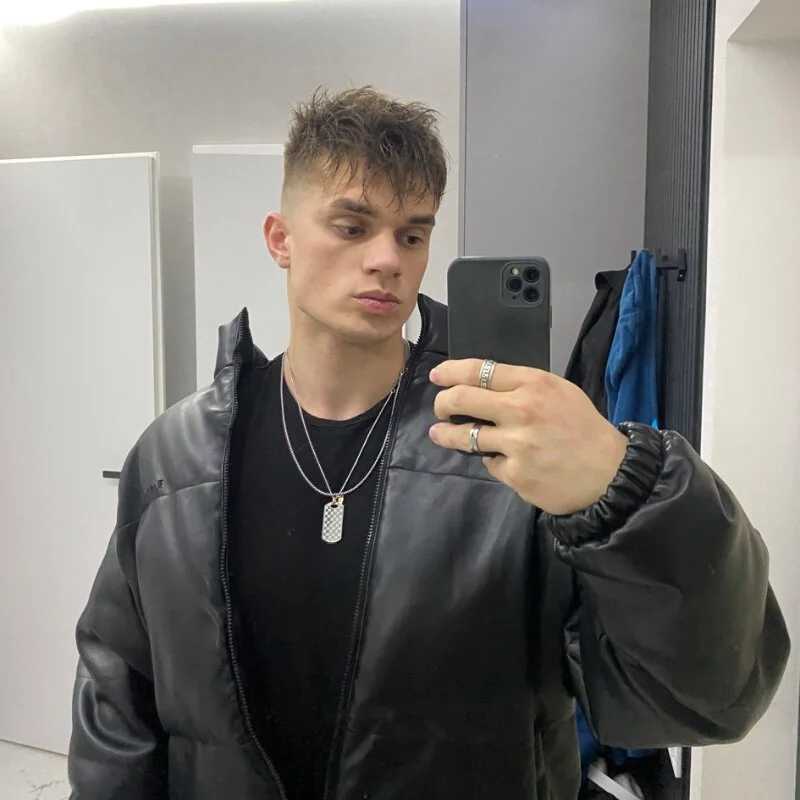 fresh_b1ood — FansOnlyX creator profile