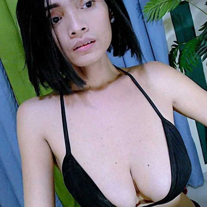 xAsianTOPModelx — FansOnlyX creator profile