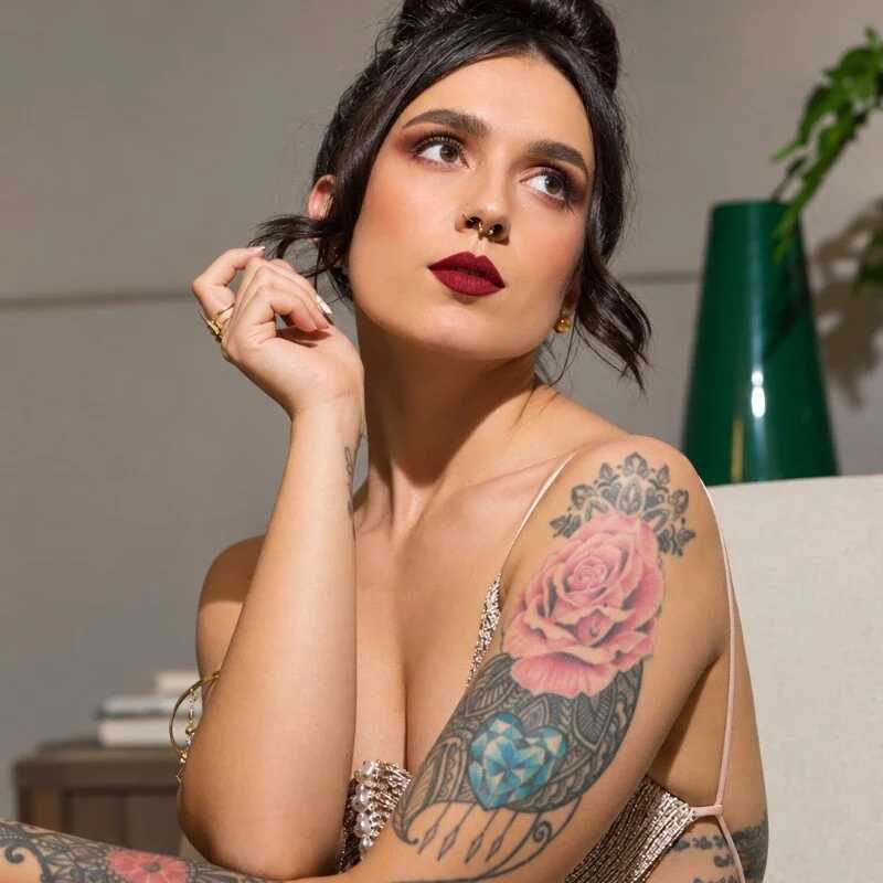helen_mooree — FansOnlyX creator profile
