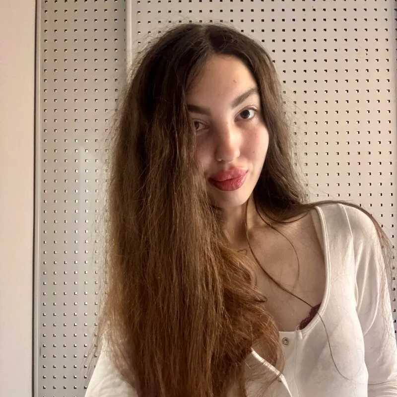 LiraRevery — FansOnlyX creator profile