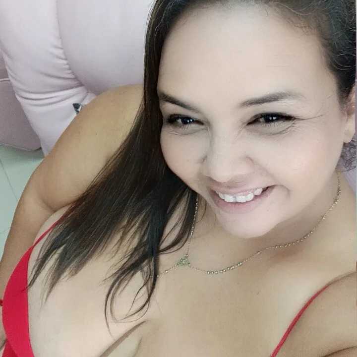mrs_scarlett — FansOnlyX creator profile