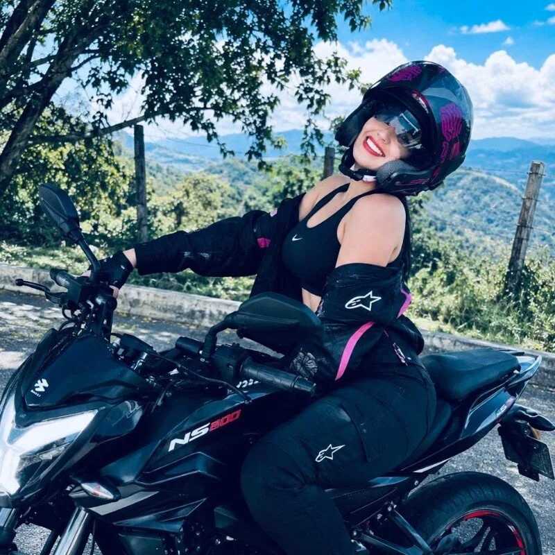 daniela-sexy — FansOnlyX creator profile
